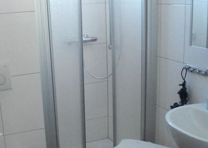 Haus Hubertus Gasthof 2*